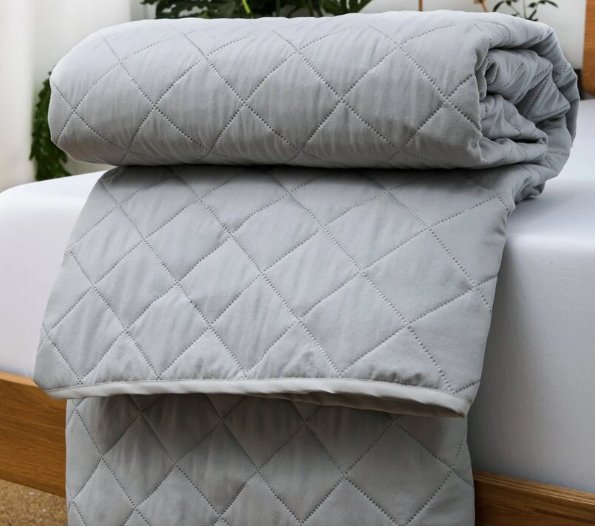 Matelas pour Camping - AirWaveMattress™ - Gris - Fred Adventure